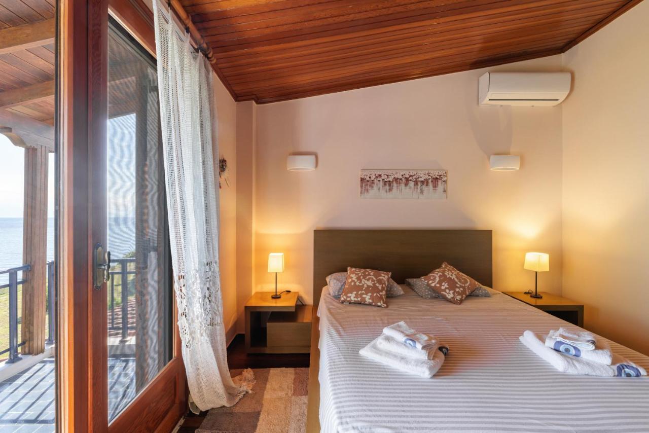 Luna Villa Private Beach Nea Iraklia Exterior photo